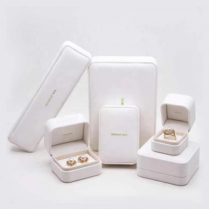 Orecchini in bracciale di lusso in pelle personalizzata Orecchini ad anello Boxietta di gioielli